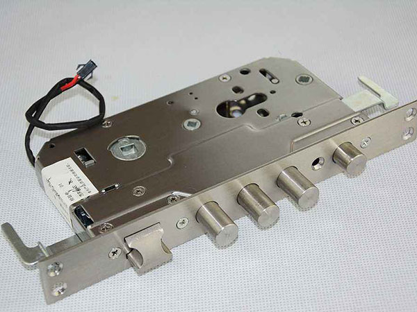 拜泉24小时上门开锁公司